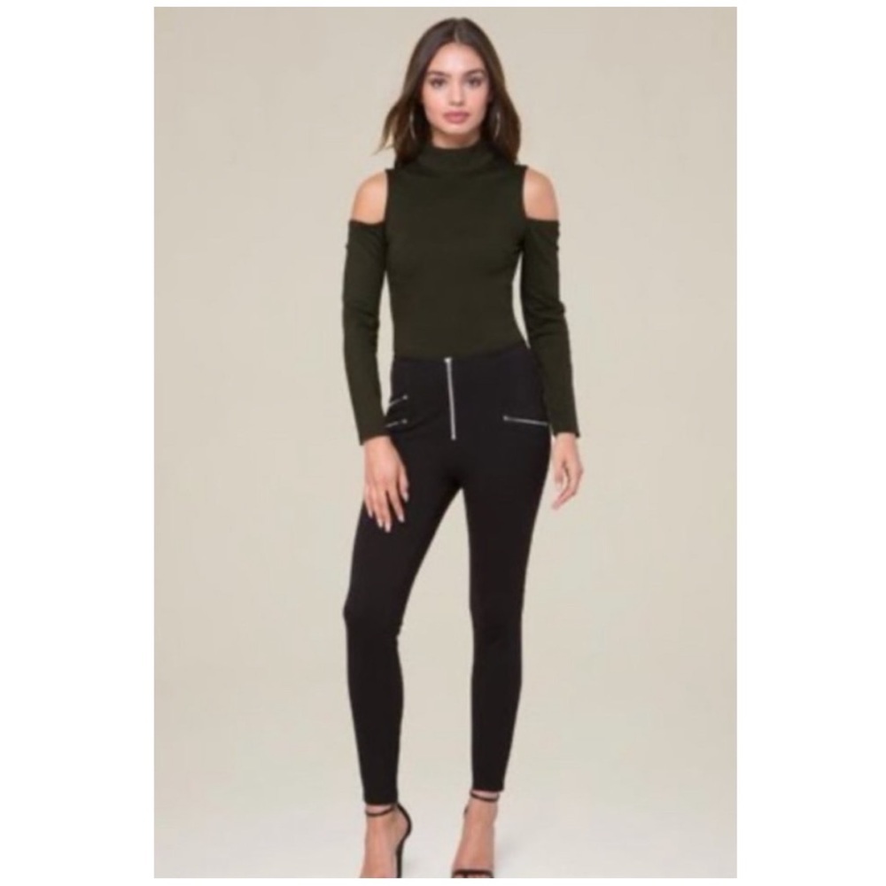 ☘️ Bebe Ponte Cold-Shoulder High Neck Bodysuit in Moss Green - Picture 3 of 12